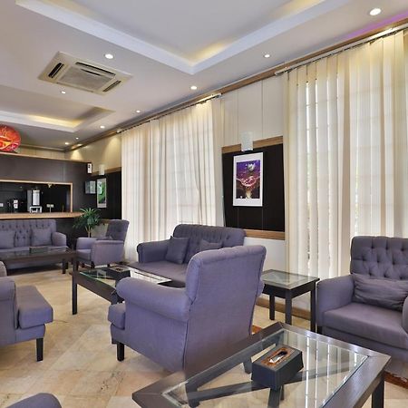 Oyo 121 Dome Hotel Al Olaya Rijad Zewnętrze zdjęcie